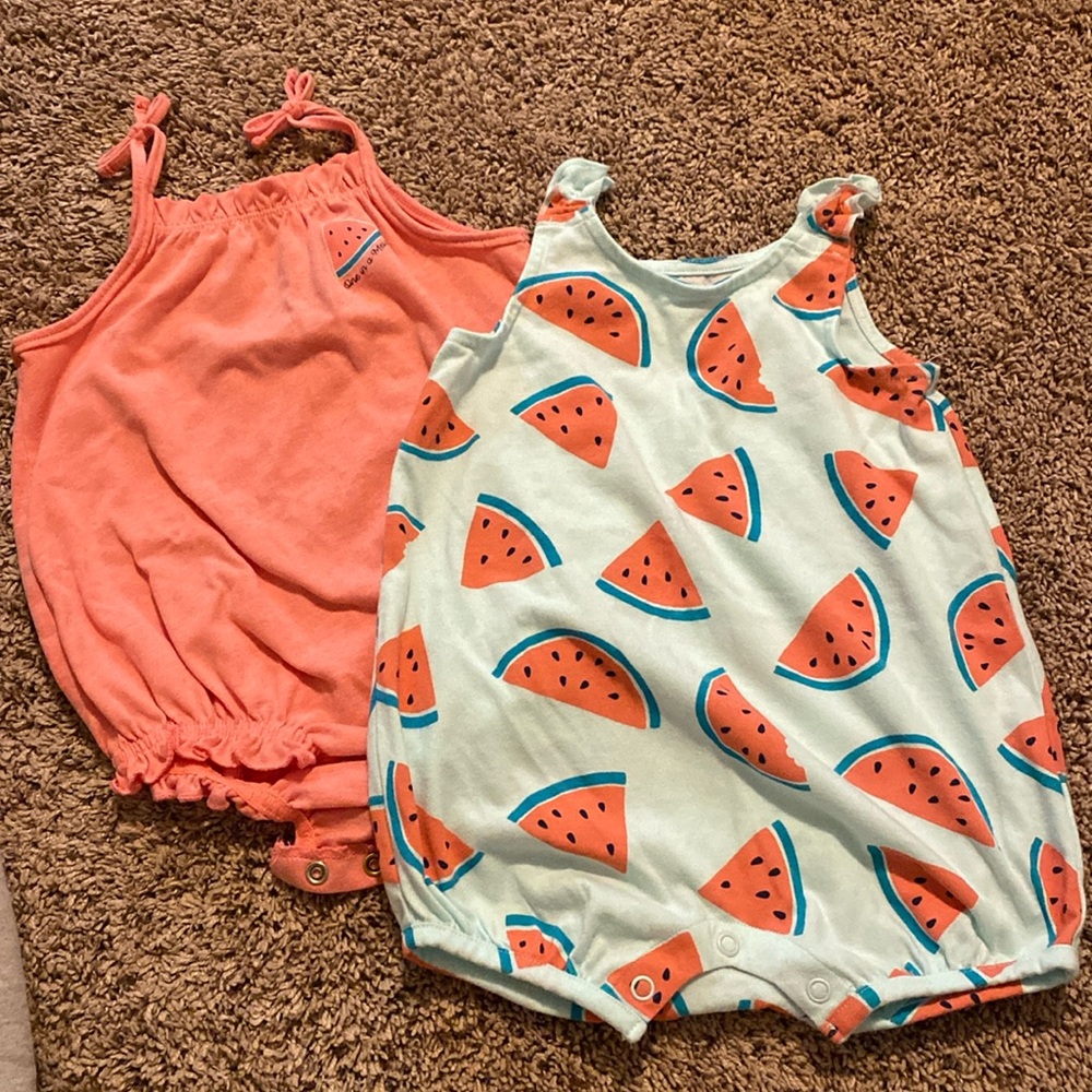 Set of 2 rompers
